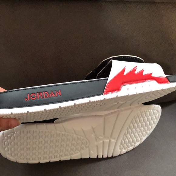 Jordan Slides Sandals Hydro V Retro - Picture 4 of 6